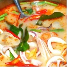 ต้มยำปลาหมึก