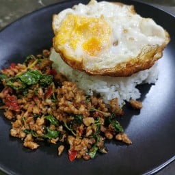Let’s Hungry (เล็ต ฮังกรี้)