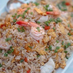 ข้าวผัดทะเล๊ ทะเล จุกๆ (กุ้ง+หมึก+ปลา+หอยแมลงภู่นิวซีแลนด์)