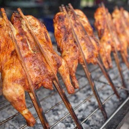 ไก่ย่างครึ่งตัว