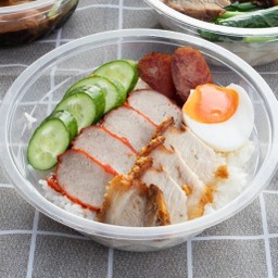 ข้าวหมูแดงหมูกรอบ