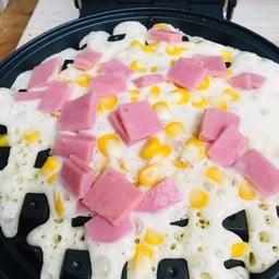 เครปไส้แตก&วาฟเฟิลนมสด -