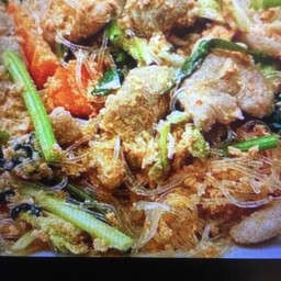 สุกี้แห้งสามชั้น