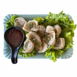 เกี๊ยวปลาลวกจิ้ม