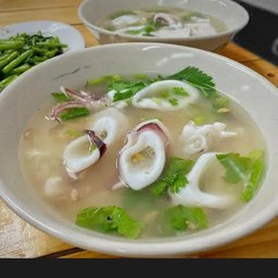 ข้าวต้มปลาหมึก