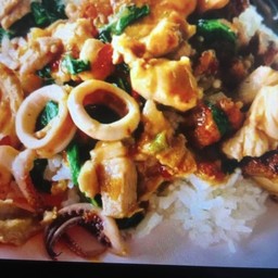 ข้าวกระเพรารวม