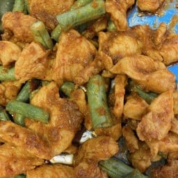 ข้าวเครื่องแกงไก่