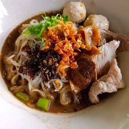 ก๋วยเตี๋ยวเรือหมู