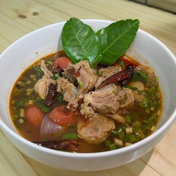 ล้าน 8 ส้มตำ ยำ สระบุรี