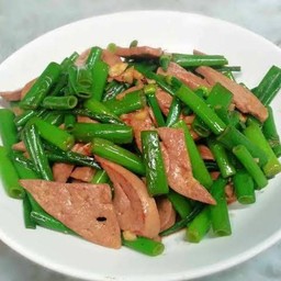 ตับหมูผัดดอกหอม