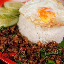กะเพราถาด+ไข่ดาว