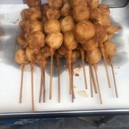 เว้งลูกชิ้นทอด