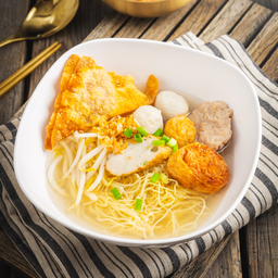ก๋วยเตี๋ยวน้ำใส/แห้ง