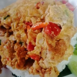 ข้าวไข่เจียวทรงเครื่อง
