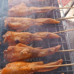 ปีกไก่ 5 ไม้ ย่างใหม่ร้อนๆ