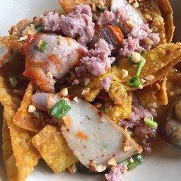 ทิพย์ บะหมี่หมูแดง ข้าวหมูแดง หมู่บ้านพัฒนา ซอย 1/1