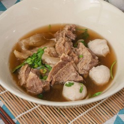 เกาเหลา ลูกชิ้น เนื้อเปื่อย  เอ็น