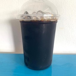 โอเลี้ยง ขนาดจัมโบ้แก้ว 32 ออนซ์