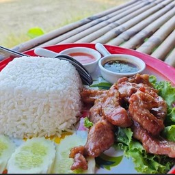 ข้าวหมูแดดเดียว