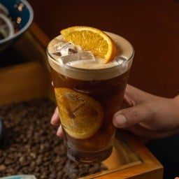 กาแฟส้ม อเมริกาโน่