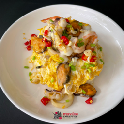 ข้าวไข่ขยี้ทะเล