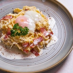 คาโบนาร่าเบค่อนเนื้อ