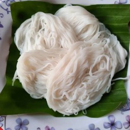 ขนมจีน