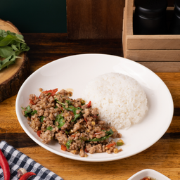 ข้าวกระเพราะหมูสับ