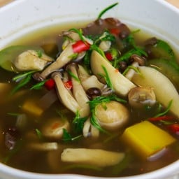 แกงเห็ดรวม