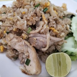 ข้าวผัดไก่