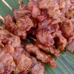 หมูปิ้งโบราณ โก้น้อย