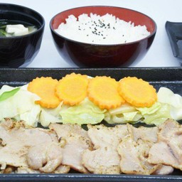 610 ชุดเนื้อสไลด์ย่างซิอิ้ว