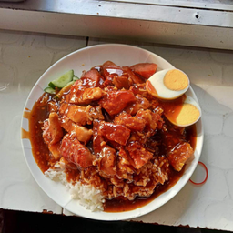 ข้าวหมูกรอบ จัมโบ้