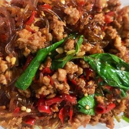 กะเพราวุ้นเส้น(กับข้าว)
