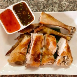 ไก่ย่างเขาสวนกวาง ครึ่งตัว