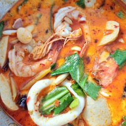 ต้มยำรวมมิตรน้ำข้น