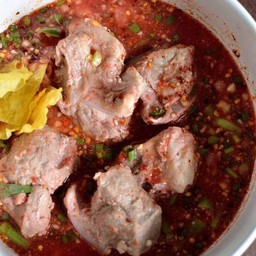 ก๋วยเตี๋ยว กระดูกอ่อน