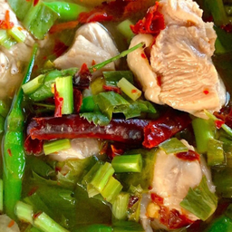 ต้มแซ่บไก่