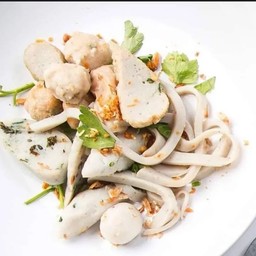 เส้นปลาน้ำต้มยำ