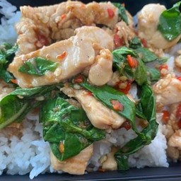 ข้าว - กะเพราอกไก่