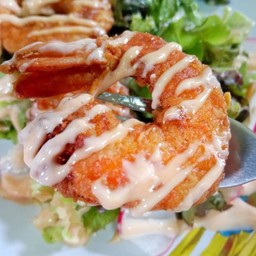 24 สลัดกุ้งทอด