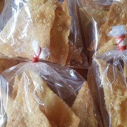 แผ่นเกี๊ยวทอด