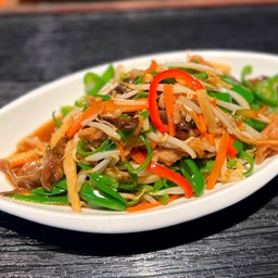 หมูผัดพริกหวาน