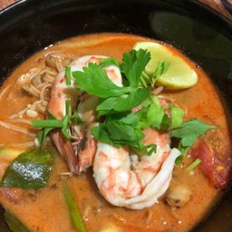 ก๋วยเตี๋ยวต้มยำกุ้งน้ำข้น