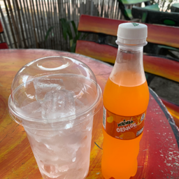 น้ำส้ม+น้ำแข็ง