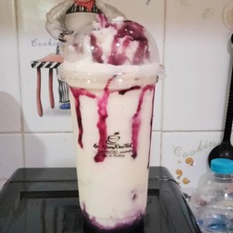 นมหมีปั่นบลูเบอร์รี่