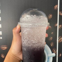 บลูเบอร์รี่โซดา