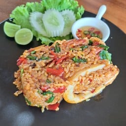 ข้าวผัดต้มยำทะเล
