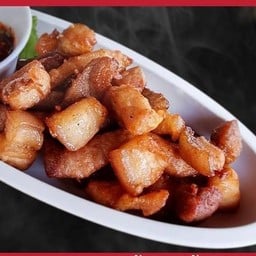 หมูสามชั้นทอดน้ำปลา