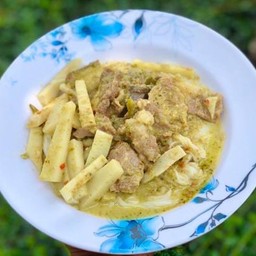 ขนมจีนแกงเขียวหวานเนื้อ(ธรรมดา)